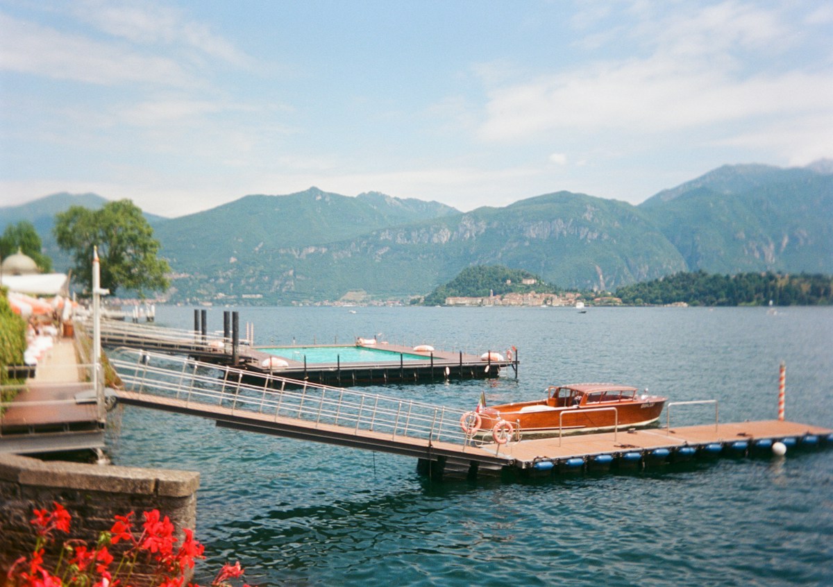 Una barca sul Lago di Como